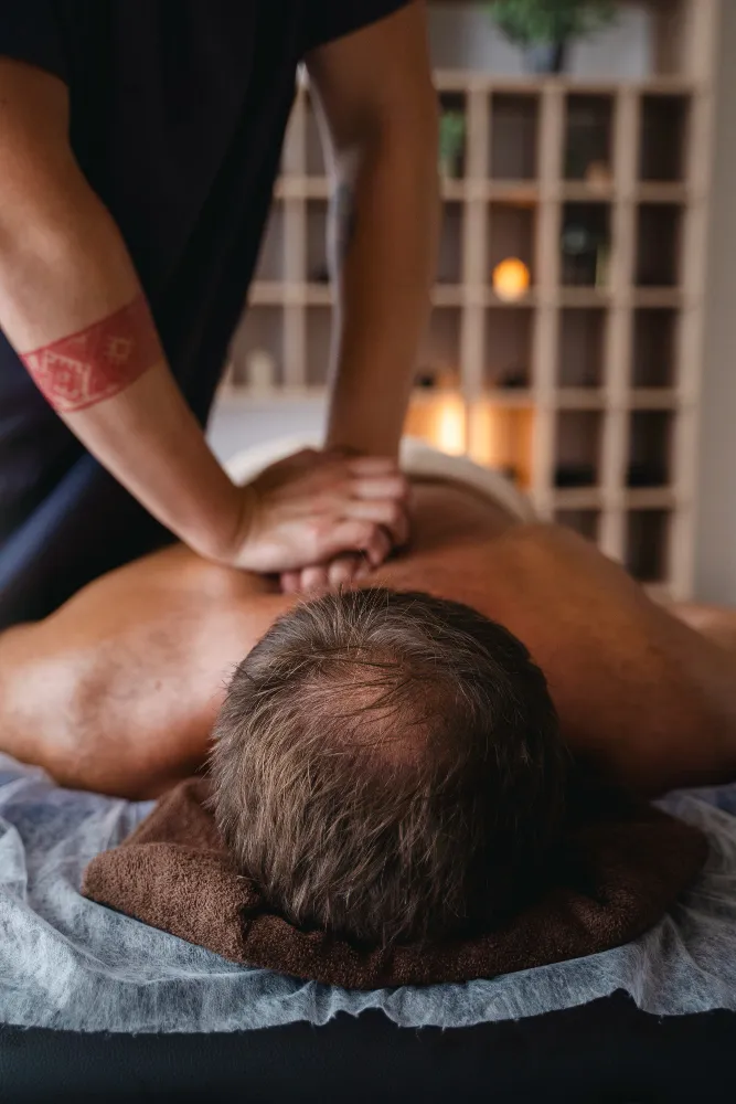 male massage booking and consultation with certified therapists in Delhi NCR