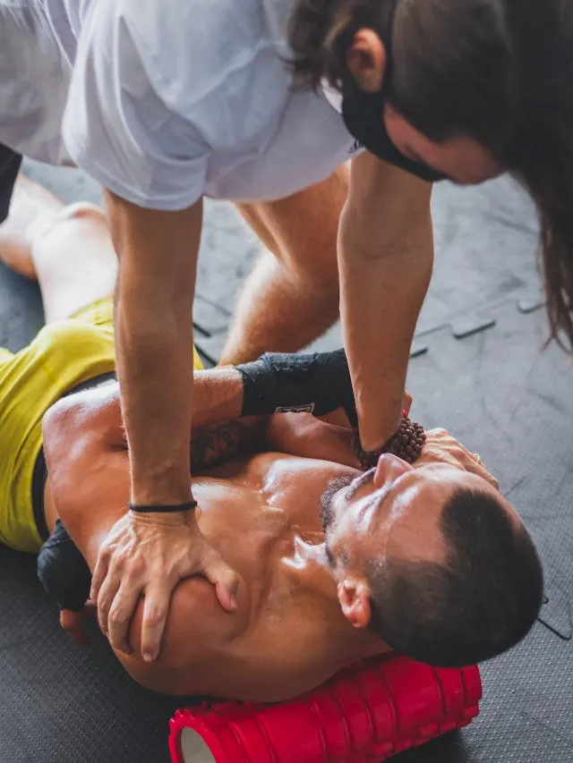 Male therapist providing a relaxing full body massage in Vasant Vihar to support wellness, balance, and stress relief.