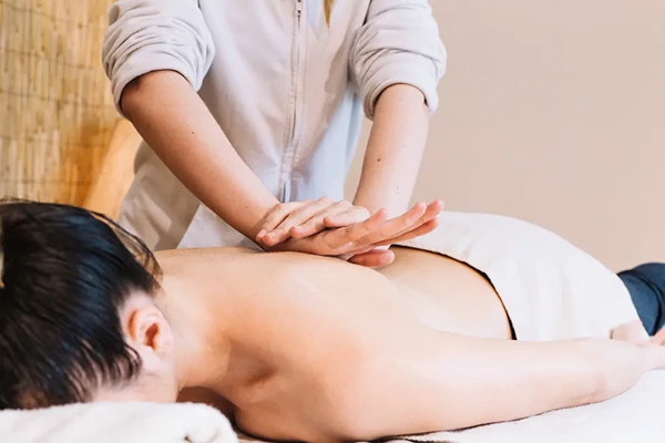 Professional deep tissue massage for men in Delhi NCR to release muscle knots and chronic tension.